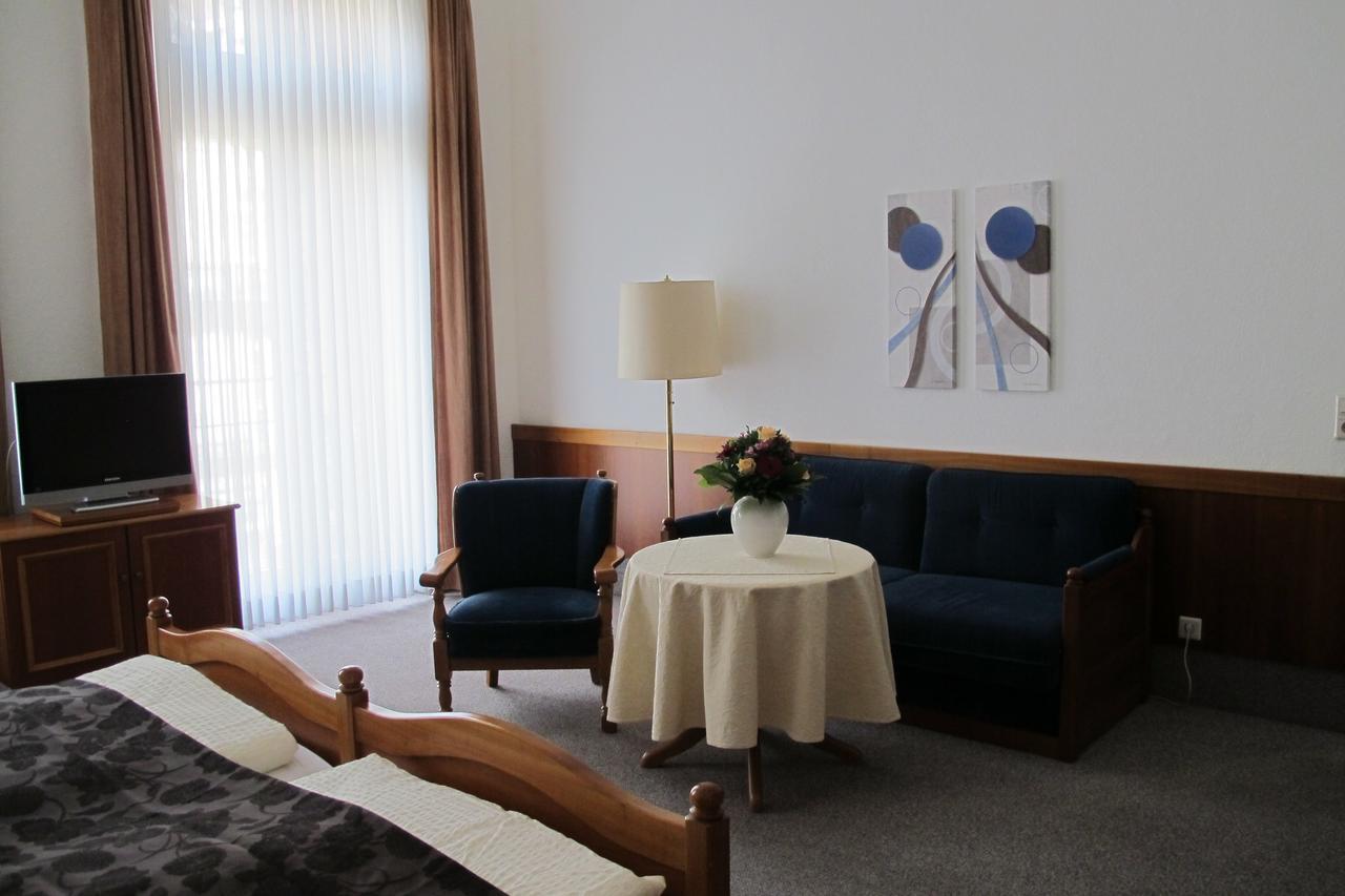 Hotel Anlage ไฮเดลเบิร์ก ภายนอก รูปภาพ